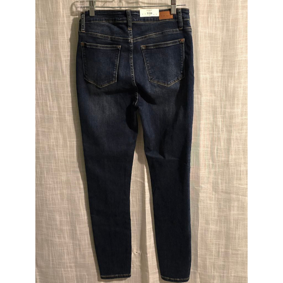 Women's Judy Blue Jeans, Size 7/28, Dark Blue - Picture 7 of 7